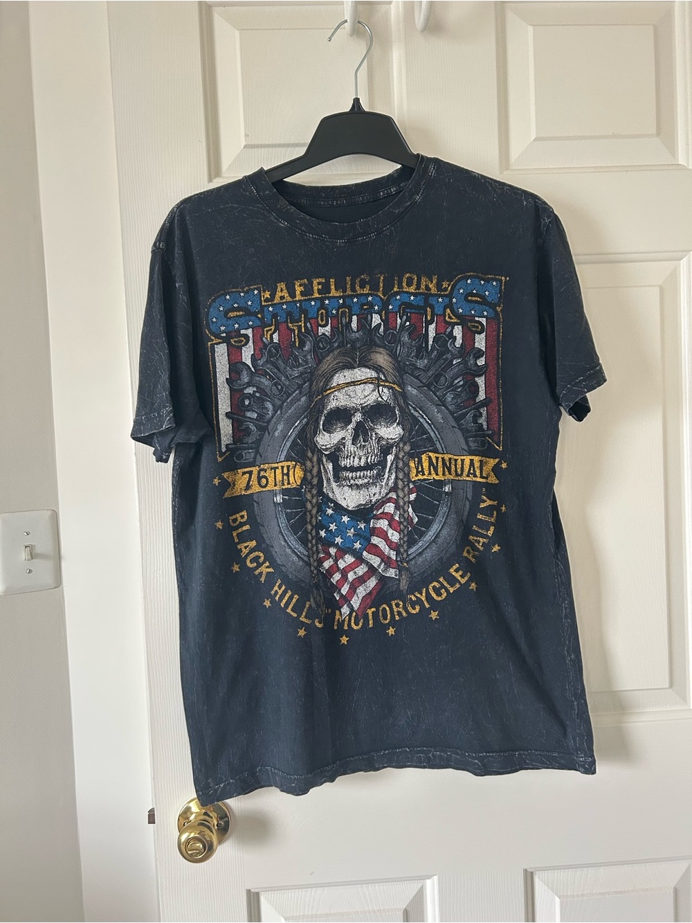 Affliction Black Short-Sleeve Skull & Flag Graphic Tee
